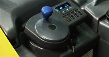 Forklift_Narrowaisle_Literature Link_dial in app needs_Asset 1.psd