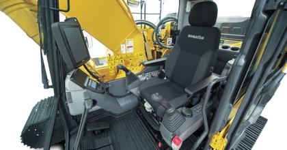 PC210LC-11 mid-size hydraulic excavator | Komatsu