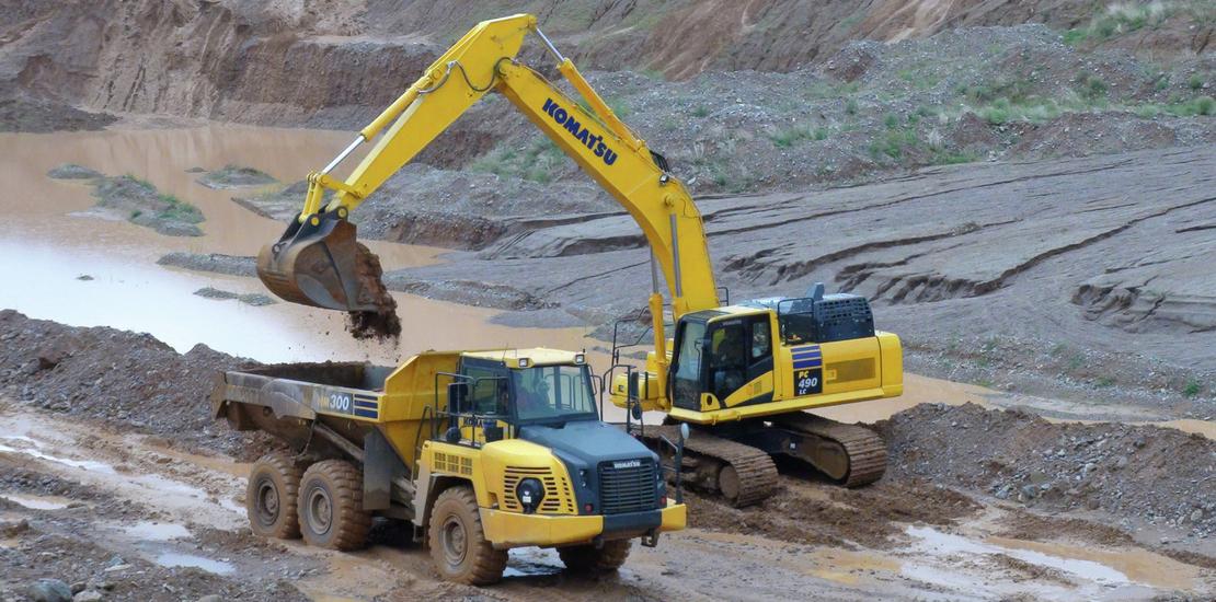 Pc490lc 11 Large Hydraulic Excavator Komatsu