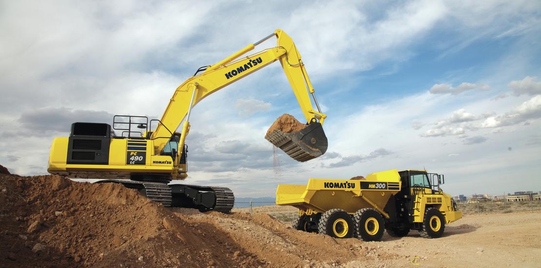 PC490LC-11 large hydraulic excavator | Komatsu