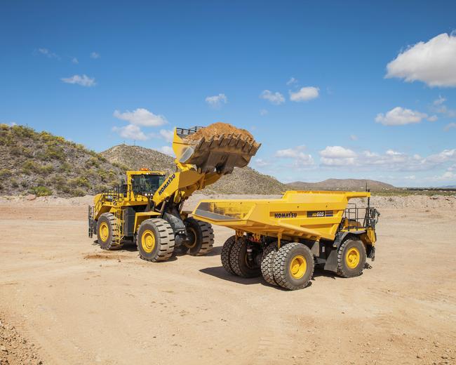 WA900-8 surface mining wheel loader | Komatsu