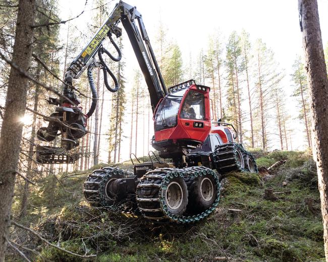 Wheeled Harvester_901XC_Ko901XC_4048.jpg